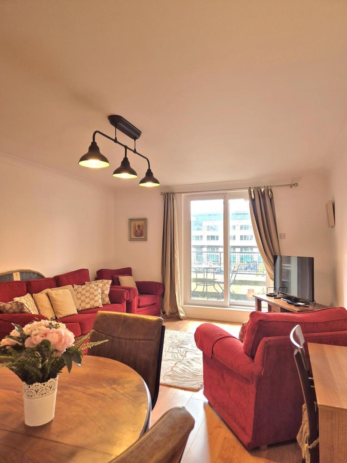 Modern Two Bed With Parking Appartement Dublin
